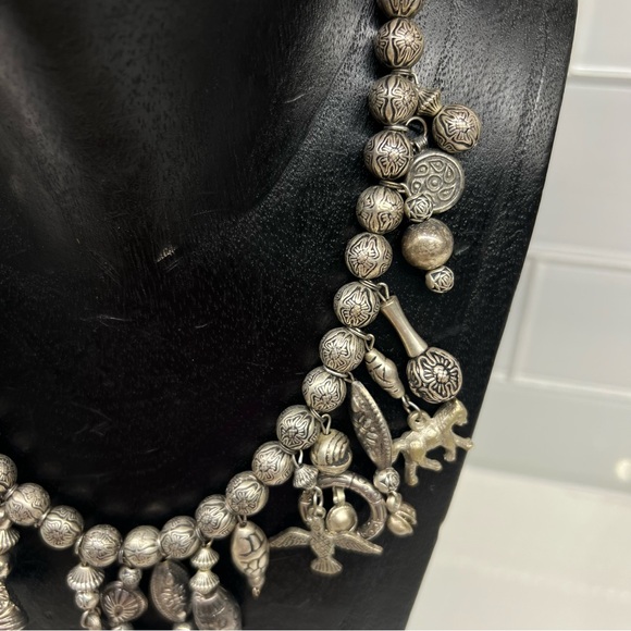 Vintage 1980’s-90’s Pewter Charm Bib Necklace Fringed Tubular Bib Pendant 19” - Picture 3 of 11